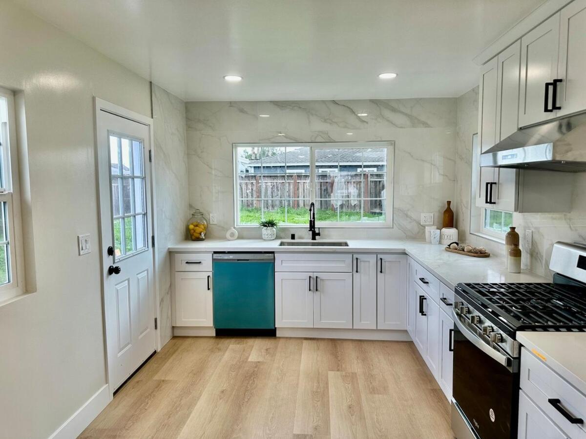 Hidden Gem New 4b3b House Uci Amazing View Villa